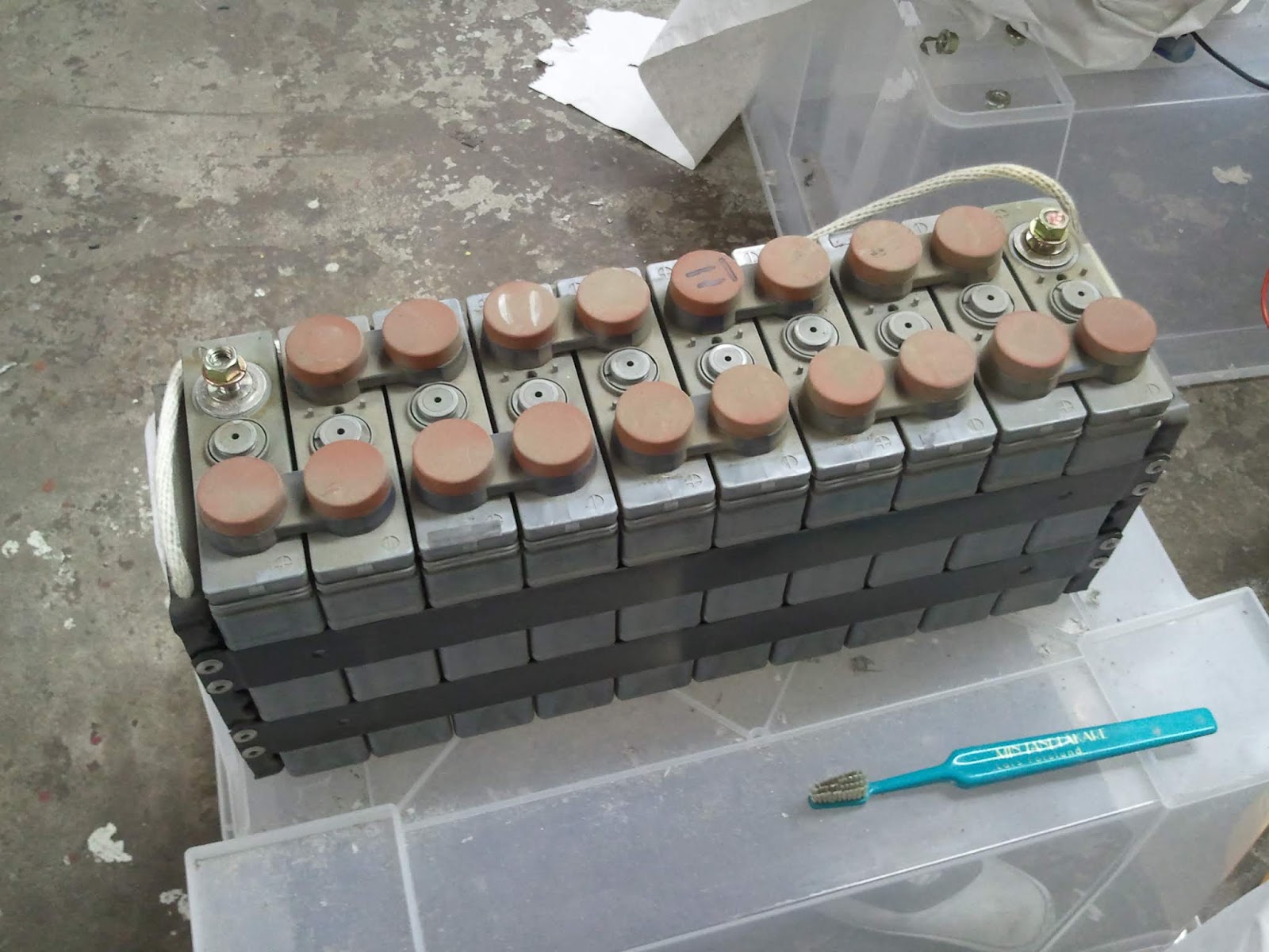 Dirty battery module and a tooth brush